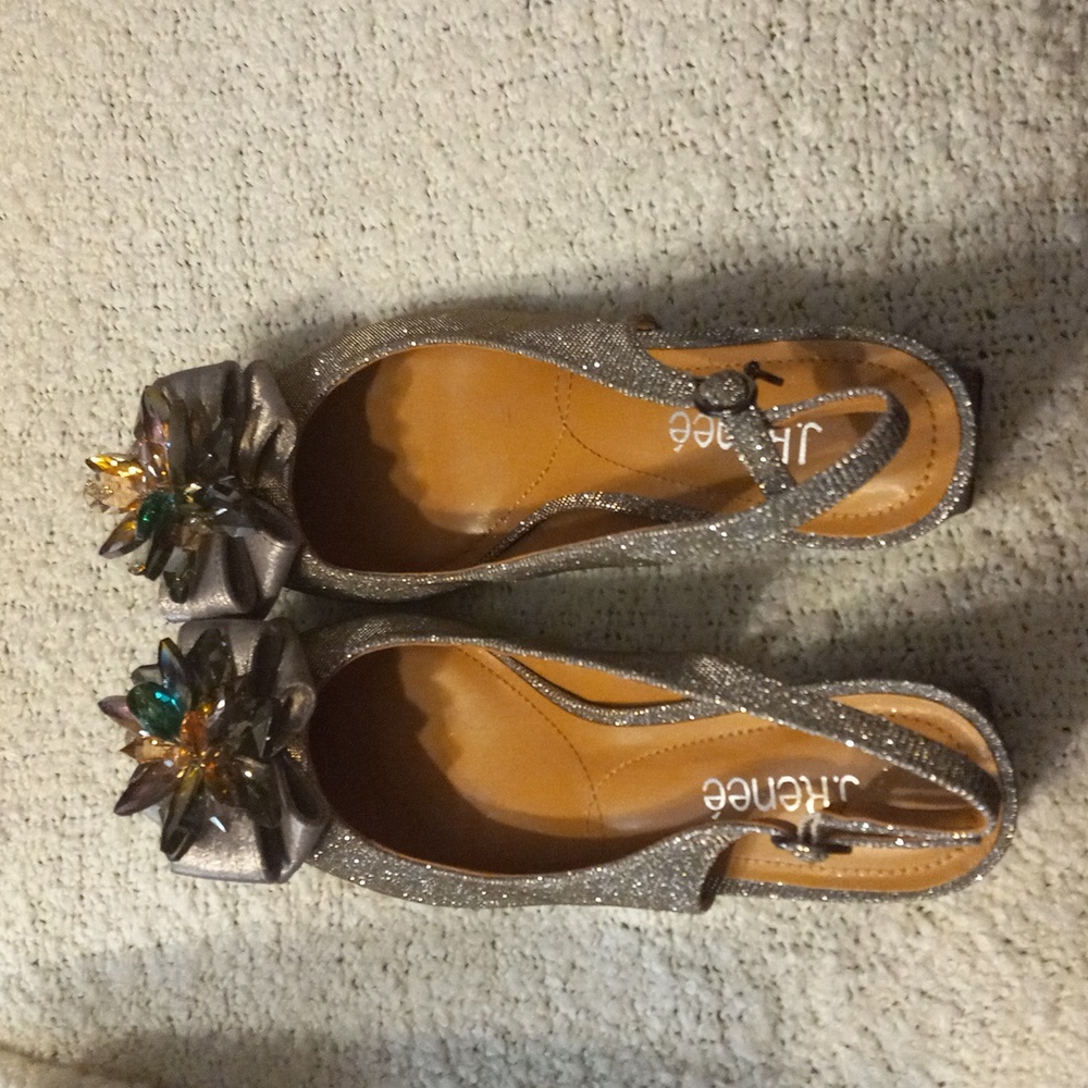 J RENEE. Fayetteville pumps